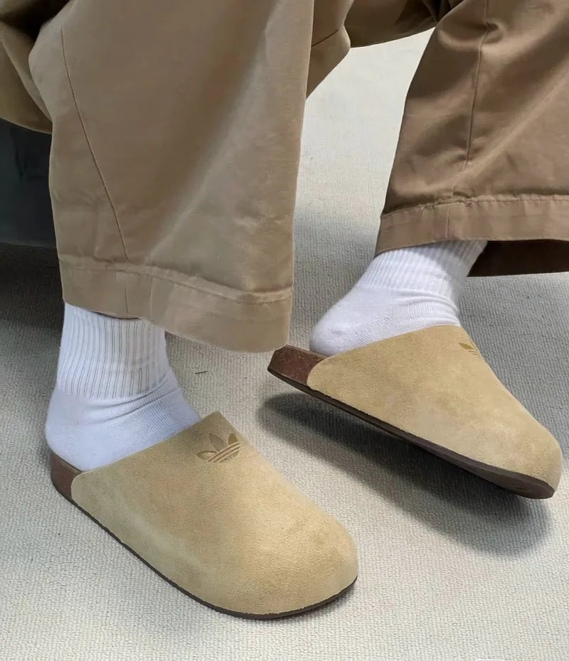 Pantoufles adidas beige