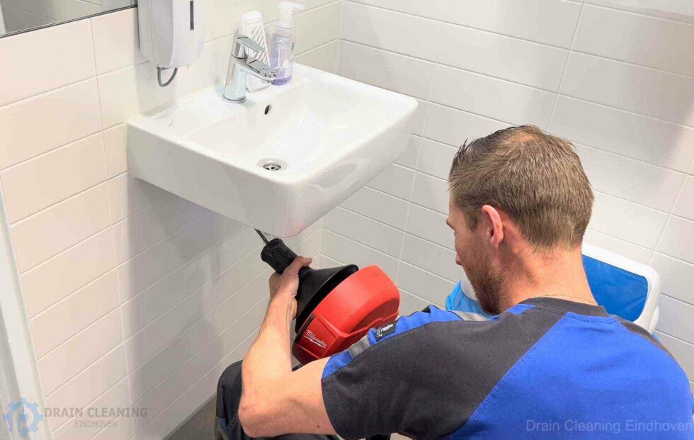 Débouchage et Dégorgement de Canalisations à Tanger-تسريح وإصلاح قنوات الصرف الصحي بطنجة