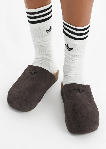 Pantoufles adidas marron